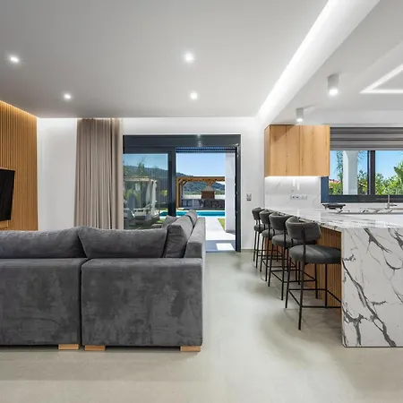 Elesia * Кремасти