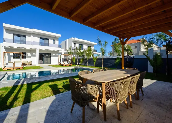 فيلة Elesia Kremastí